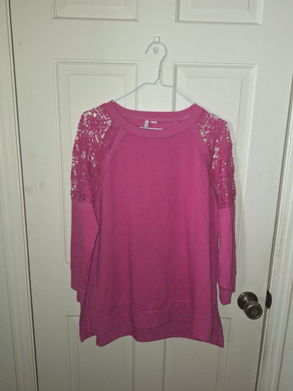ACTIVE Brand Pink Sweatshirt with Lace, Size Large